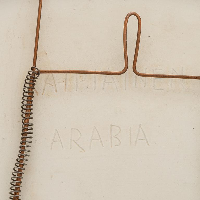 Birger Kaipiainen, A ceramic decorative dish, signed Kaipiainen Arabia.