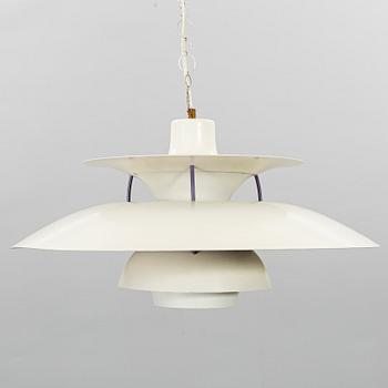 POUL HENNINGSEN, taklampa, "PH 5", för Louis Poulsen, Danmark.