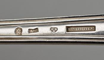 RAGUSKEDAR, 2 st, silver, bla E Nordin, Sundsvall, 1833 resp 1855. Totalvikt 269 g.