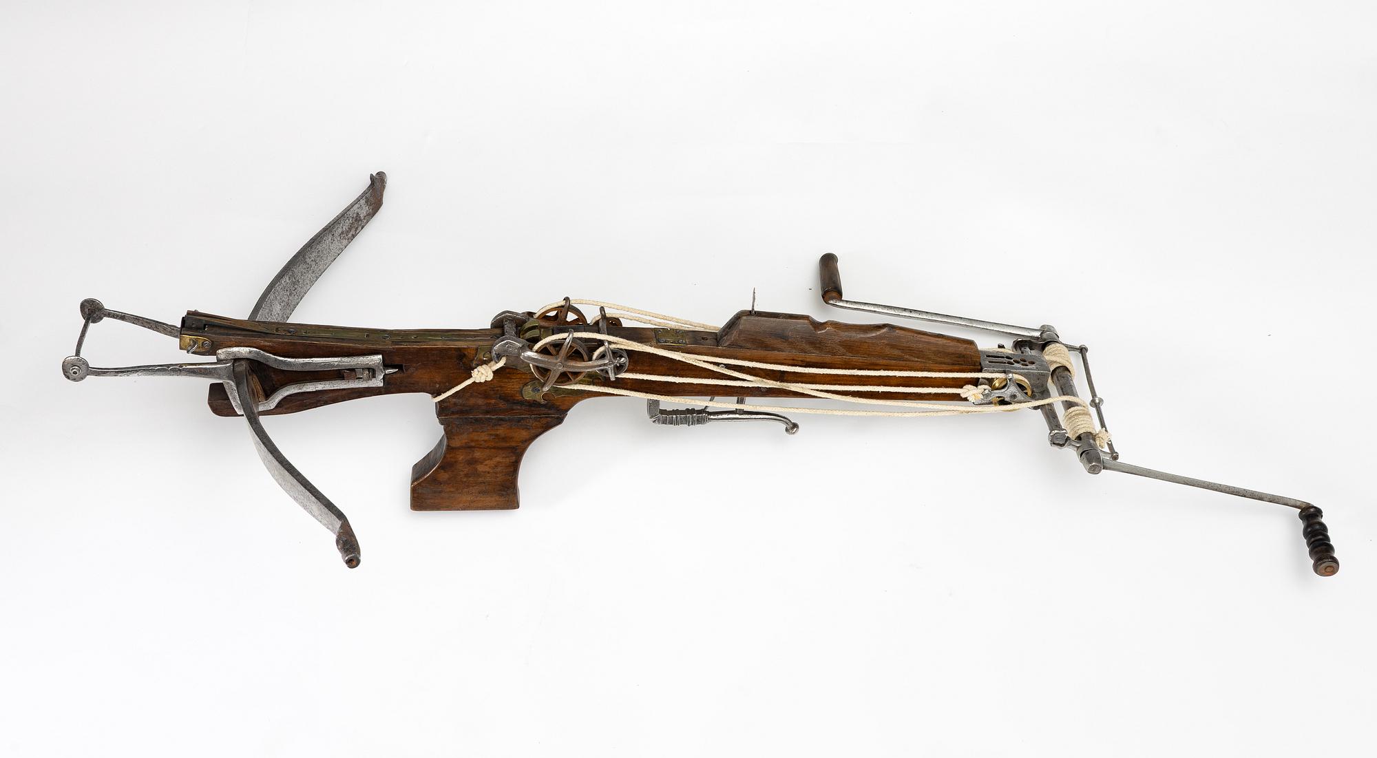 A Flemish/Dutch target shooting crossbow, 17th/19th century.