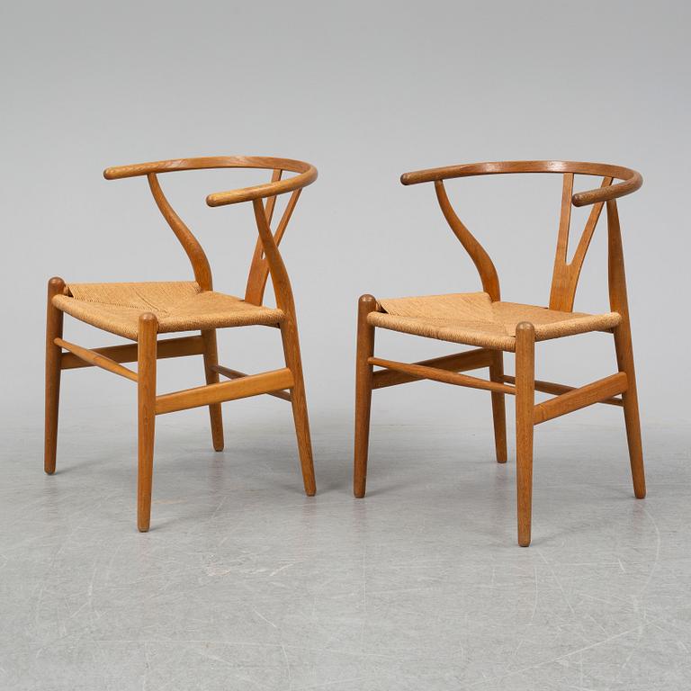 HANS J WEGNER, six oak 'Y' chairs from Carl Hansen & Son, Odense, Danmark, 1950's.