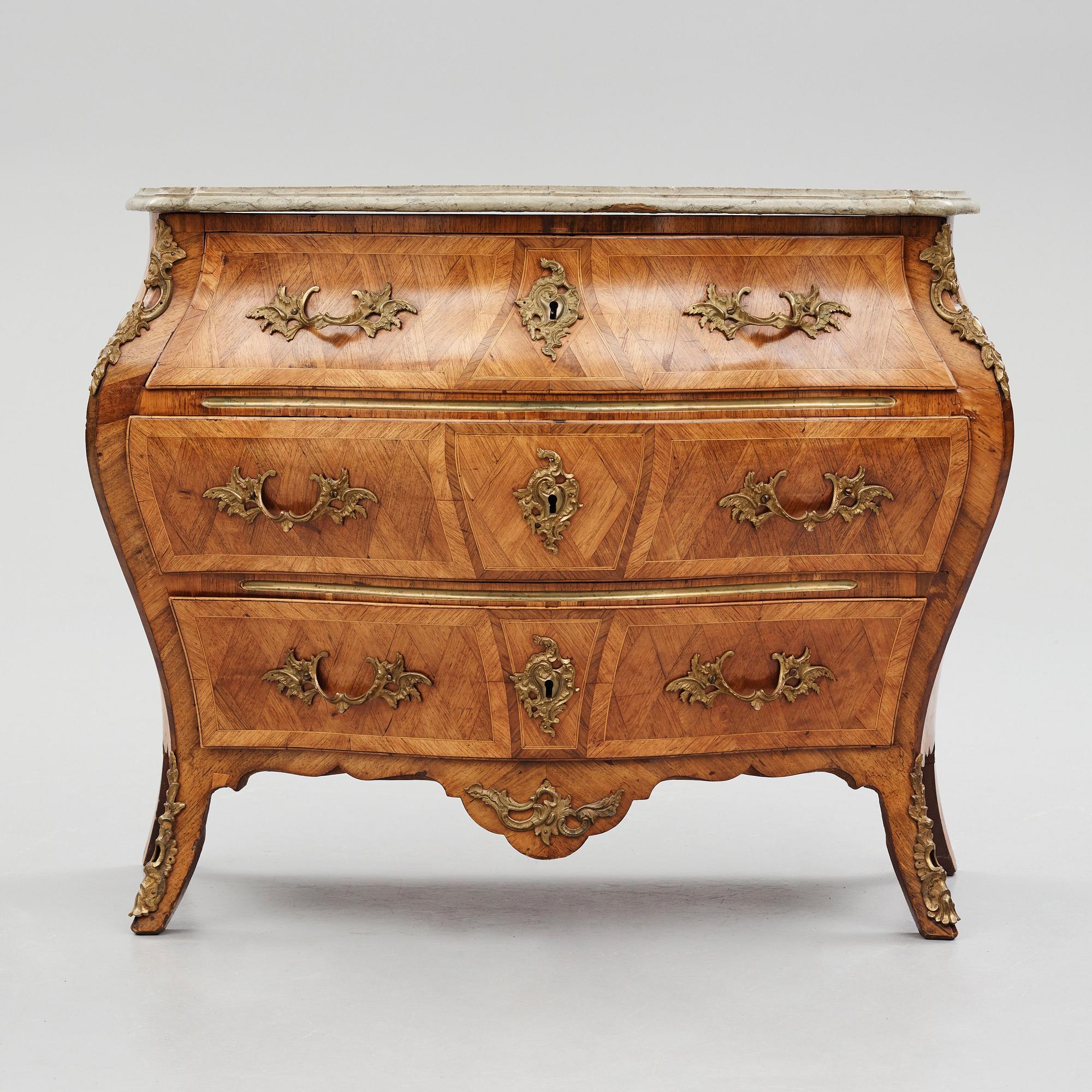 Byrå, av Gustaf Foltiern (mästare i Stockholm 1771-1804), Rokoko.