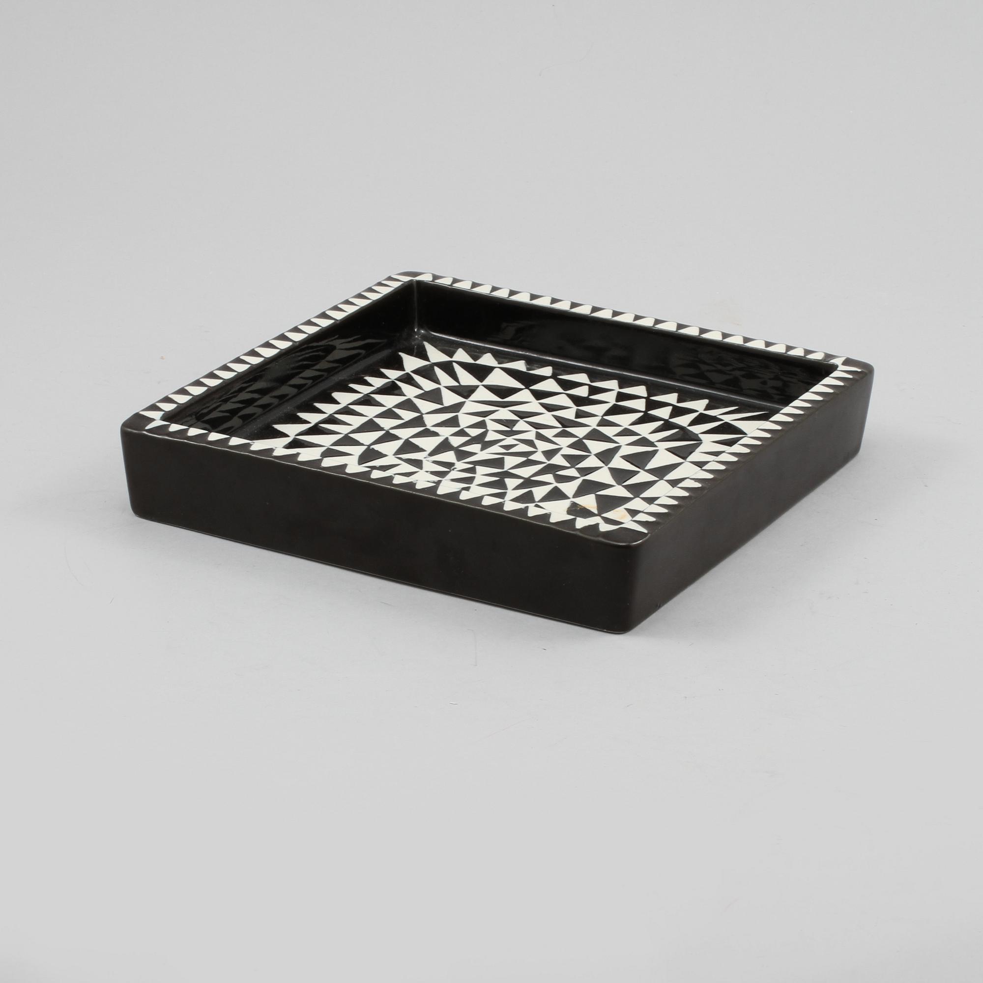 FAT, stengods, "Domino", Stig Lindberg, Gustavsberg, 1900-talets andra hälft.
