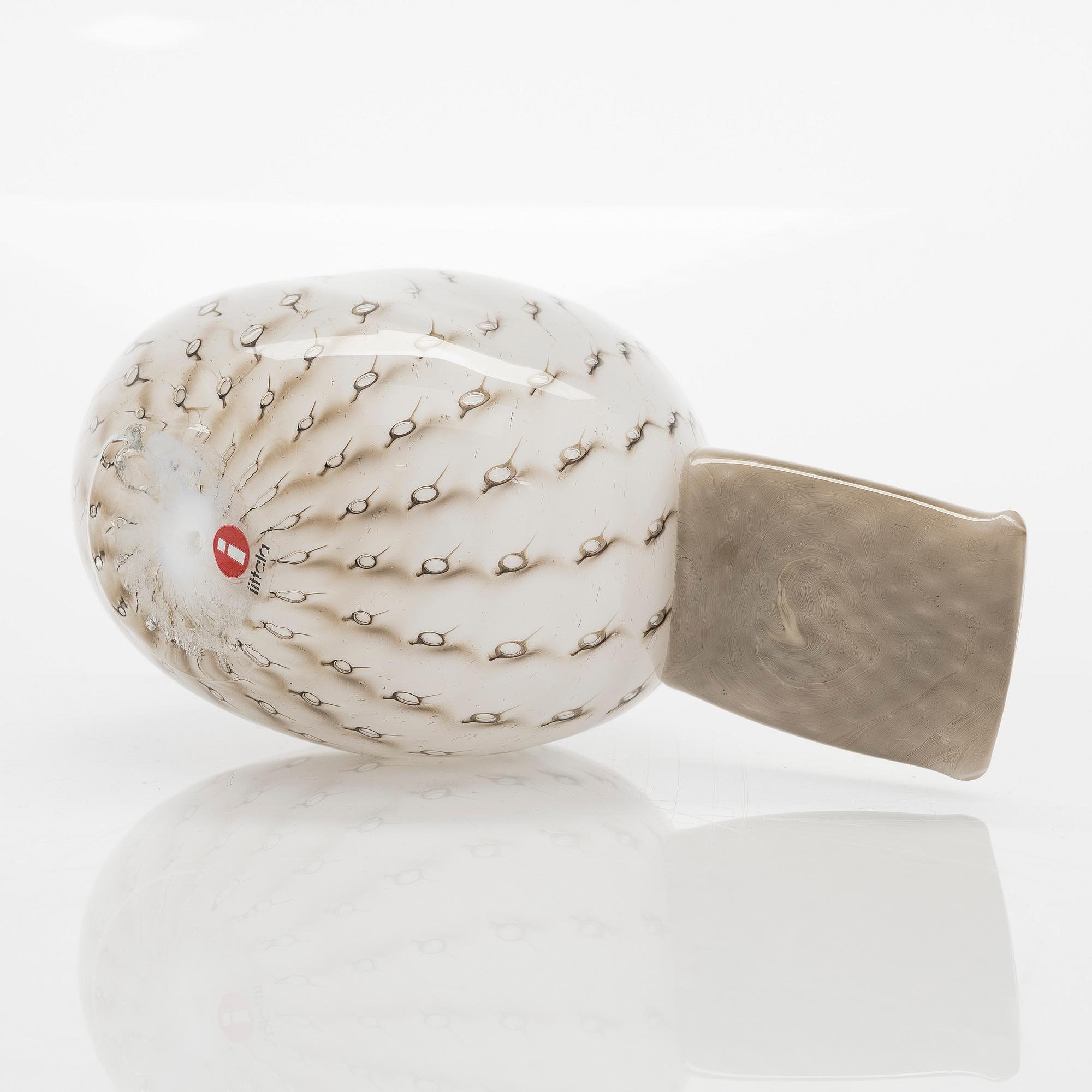 Oiva Toikka, lasilintu, "Raakel" ja muna "Raakelin tähden", signeerattu O. Toikka Nuutajärvi 2009.