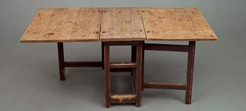 LÅGT KLAFFBORD, 1800-tal.