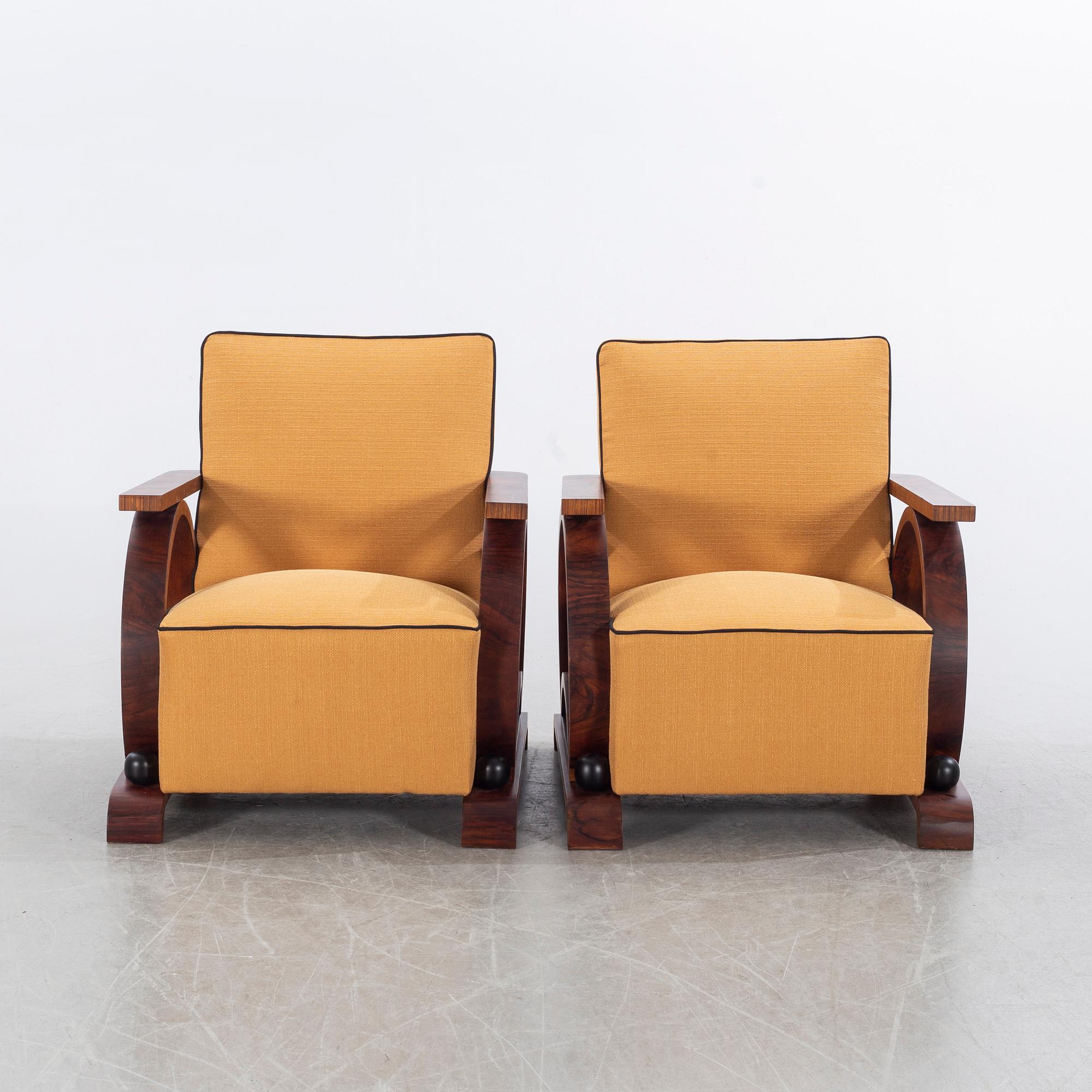 FÅTÖLJER ETT PAR, 1900 -talets första hälft.