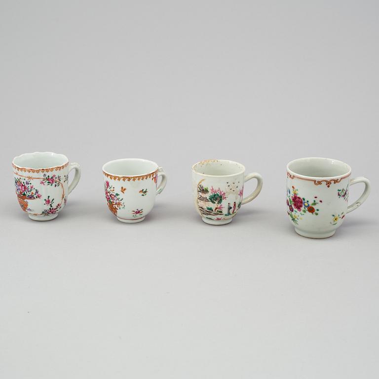 A group of 29 cups, one CREME POT and 8 saucers, Chinese export porcelain, 18th century.