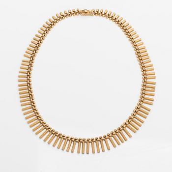 An 18K gold necklace. Vicenza, Italy mid 20th century.