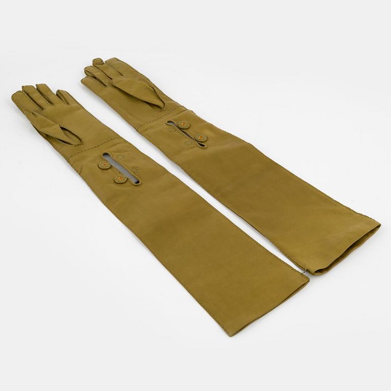 Prada, high leather gloves, size 7.