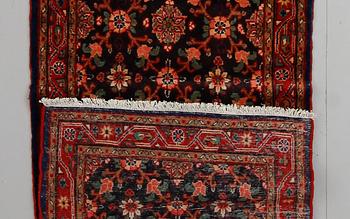 MATTA, Hamadan, ca 411 x 100 cm.