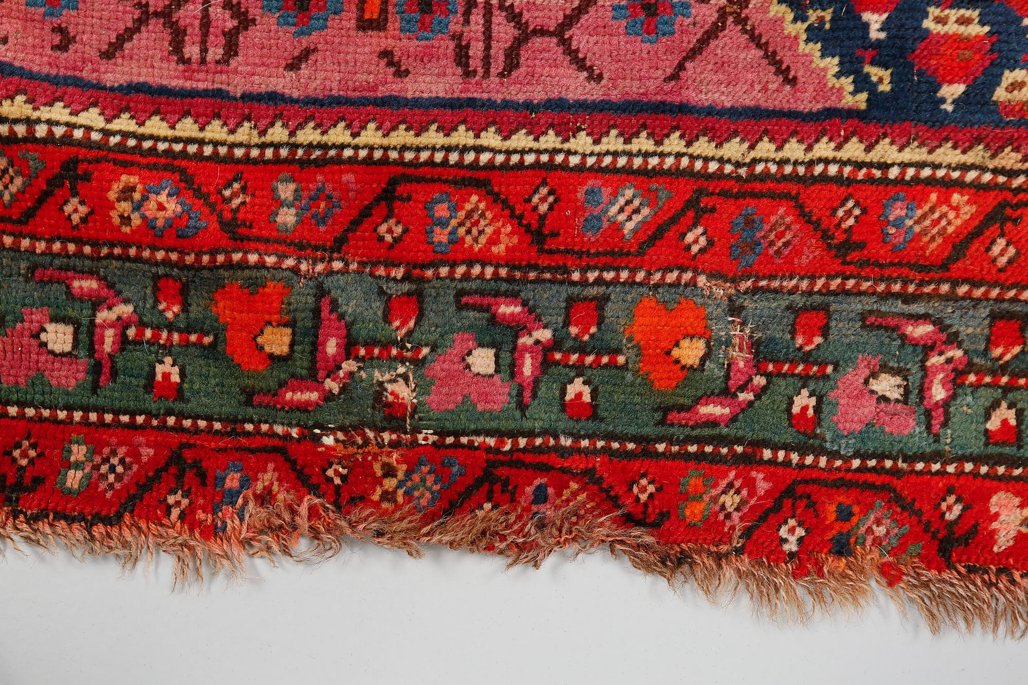 MATTA, Farahan, old/semiantik, 340 x 175 cm.