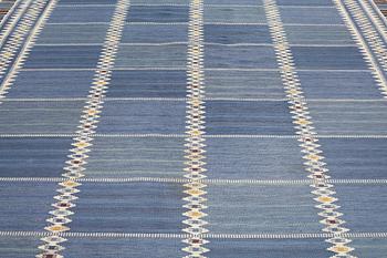 Barbro Nilsson, MATTO, "Salerno blå", flat weave, ca 425-429,5 x 278-281 cm, signed AB MMF BN.