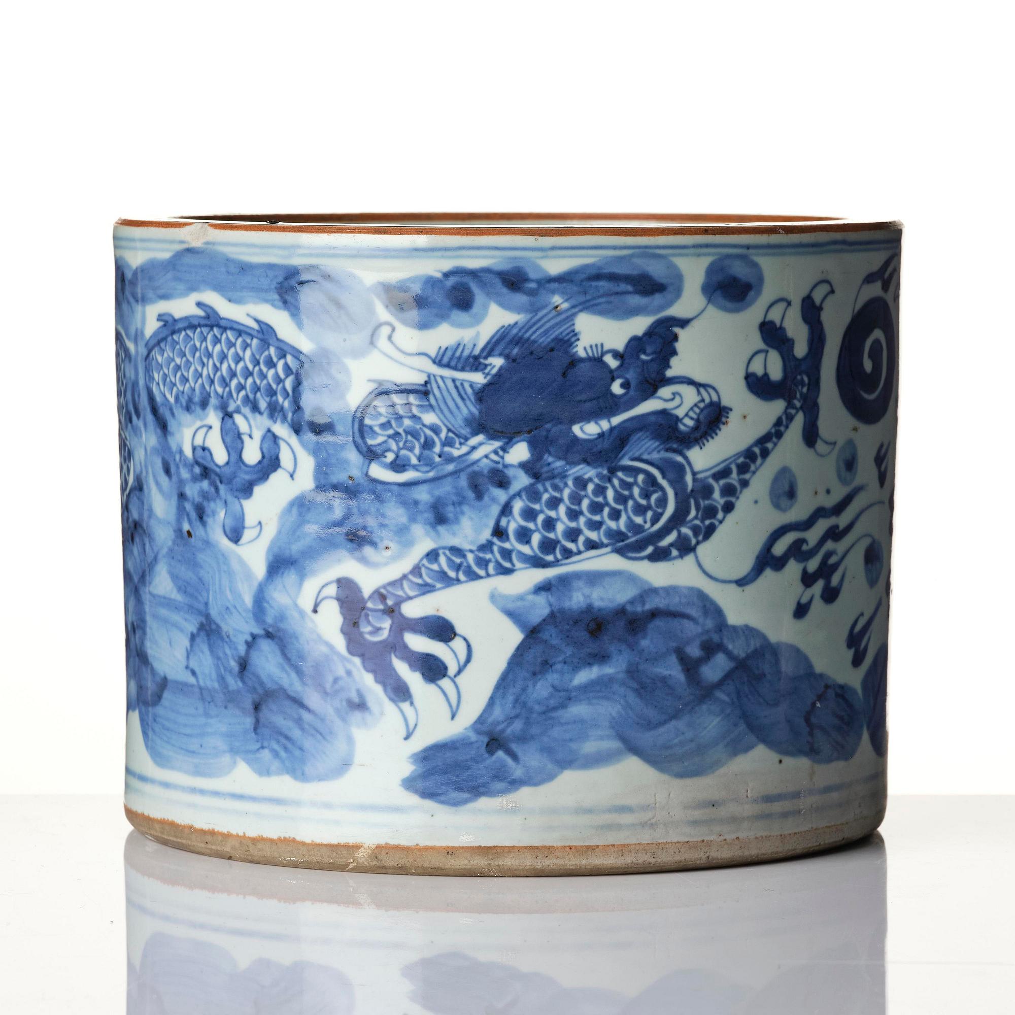 A blue and white incense burner, 17th century.