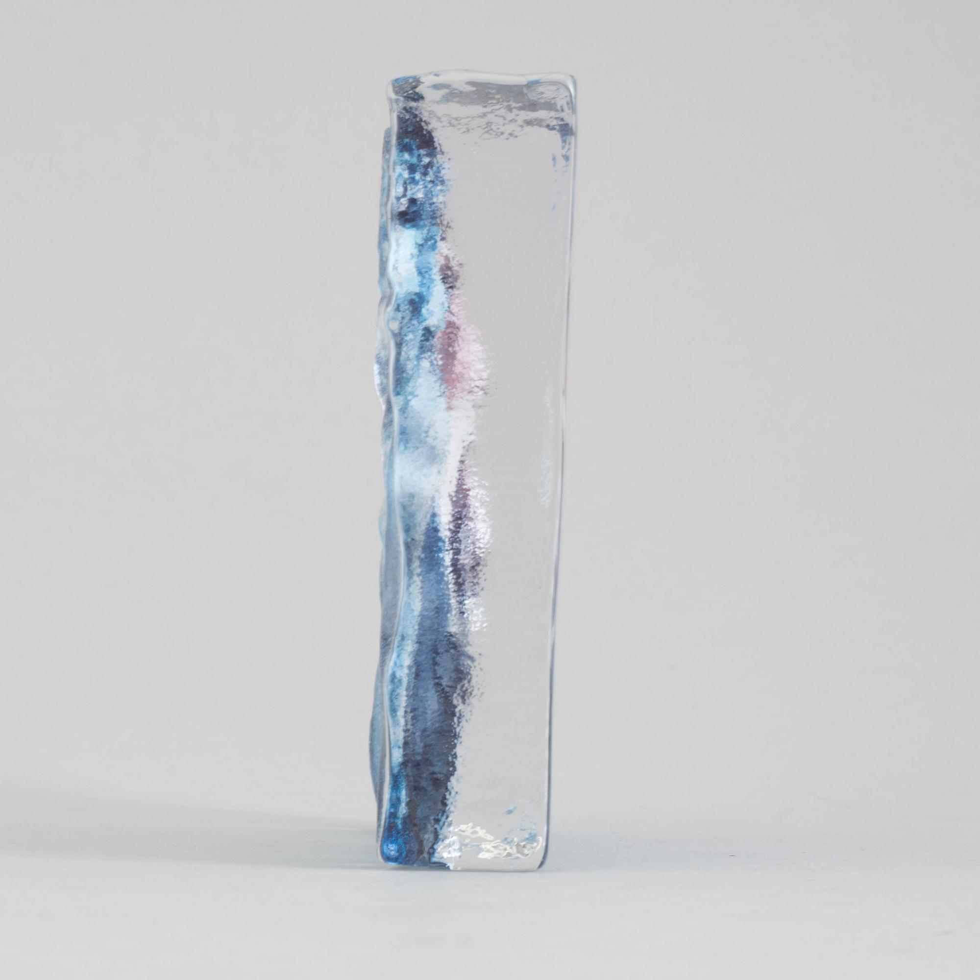 A Glass relief by Mats Jonasson, Målerås.