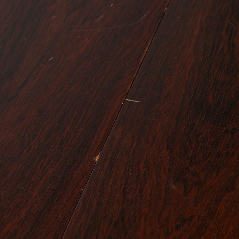 Severin Hansen, mid-20th century dining table, model 180 for Haslev Møbelsnedkeri, Denmark.