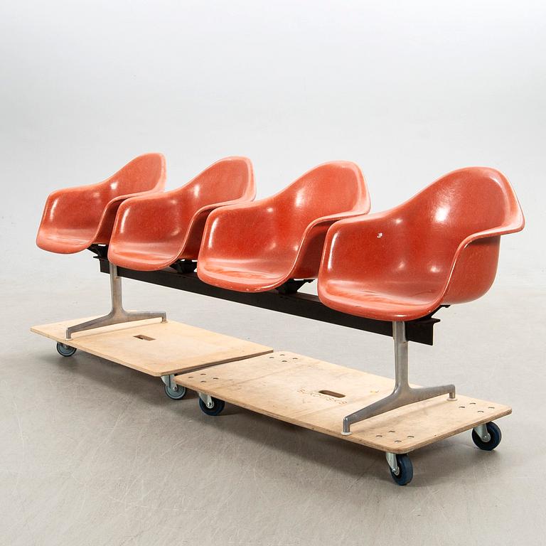 Charles & Ray Eames, Sofa, "Eames Plastic Side Chair RE beam seating", Herman Miller, second half of the 20th century.