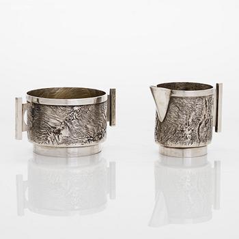 Pekka Turtiainen, a silver sugar bowl and a cream jug, samodorok technique, Helsinki 1969.