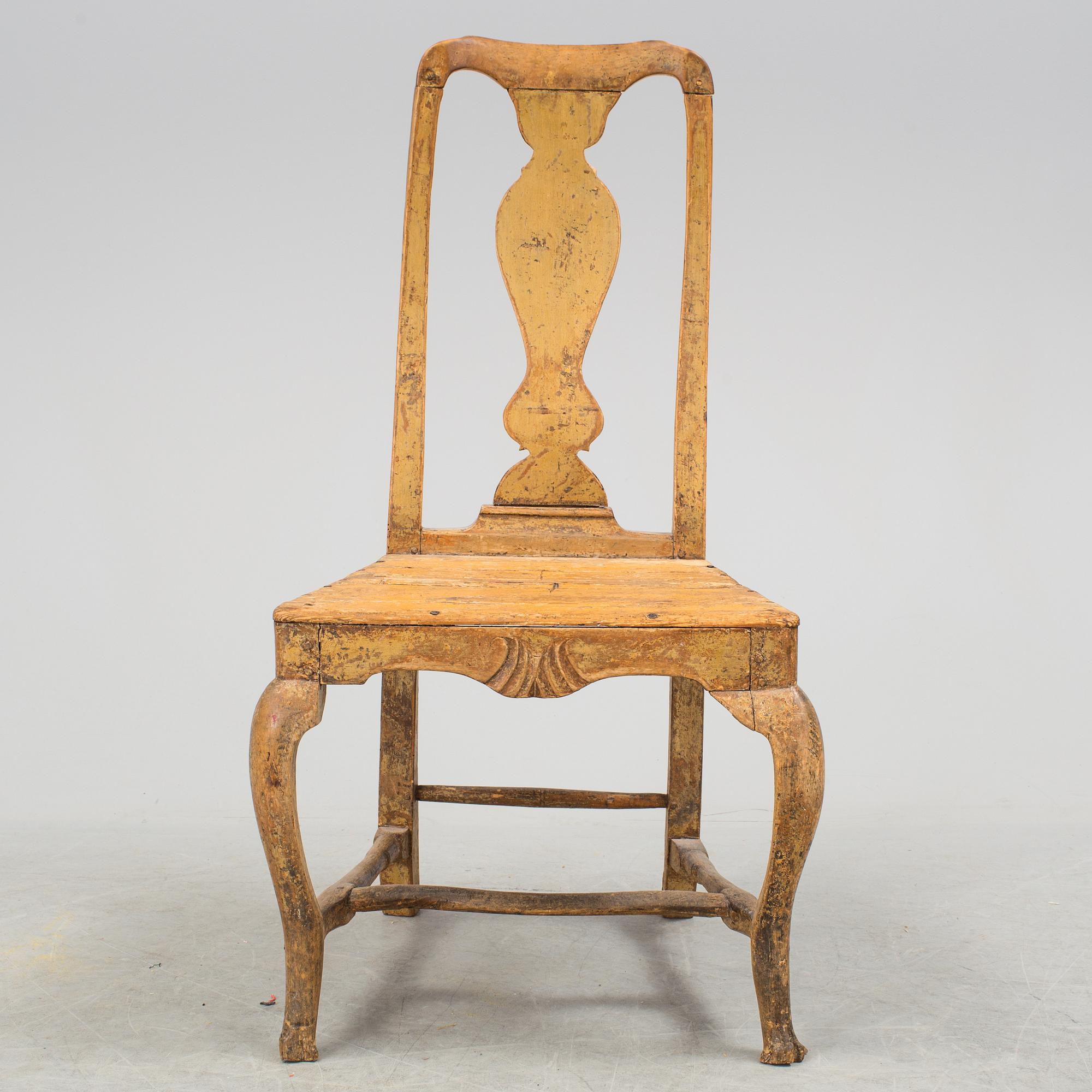 A baroque chair.