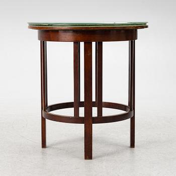 A three-piece sitting room suite, early 1900s.