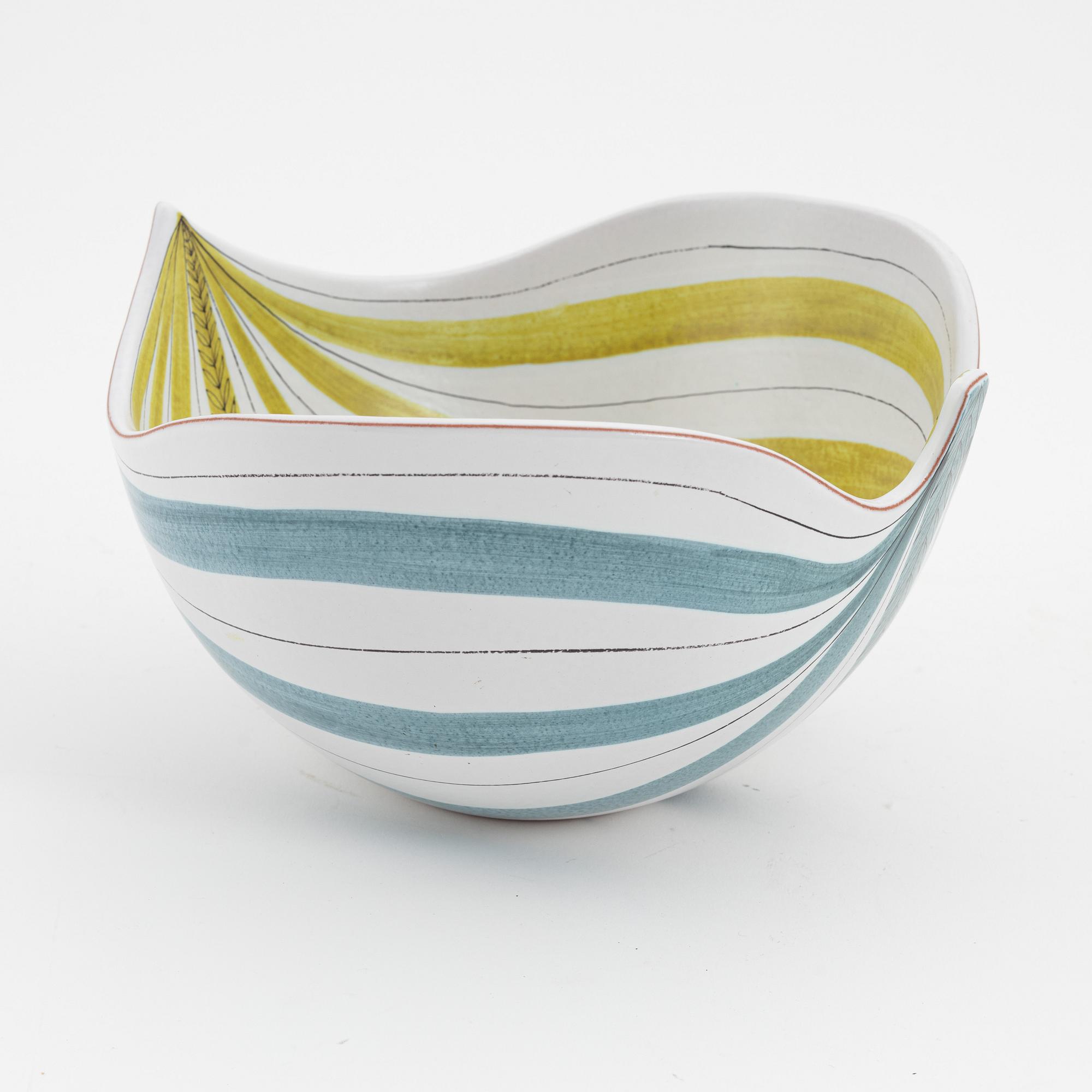 Stig Lindberg, a faience bowl, Gustavsbergs studio.