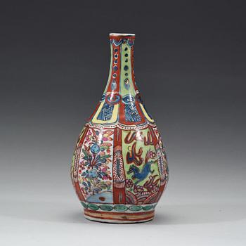 A 'clobbered' bottle vase, Ming dynasty, Wanli (1572-1620).