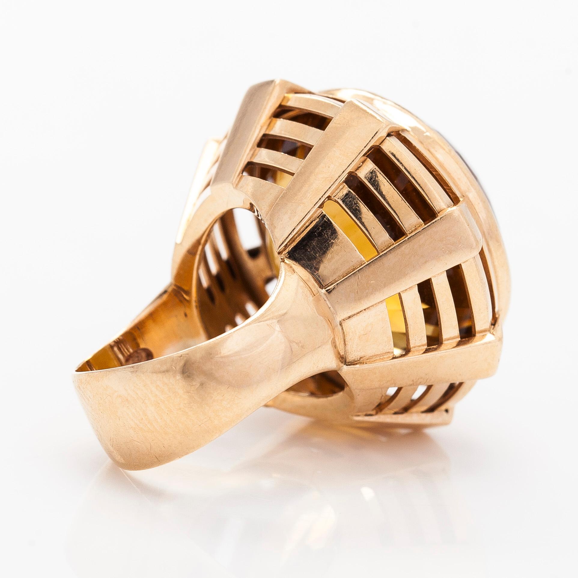 Sormus, 14K kultaa ja sitriini. Kaisaniemen Kello ja Kulta 1964. .