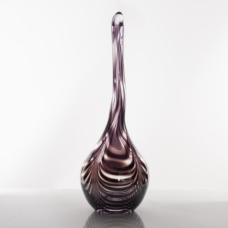 Ulrica Hydman-Vallien, a 'Snakeflower' glass vase, Kosta Boda.