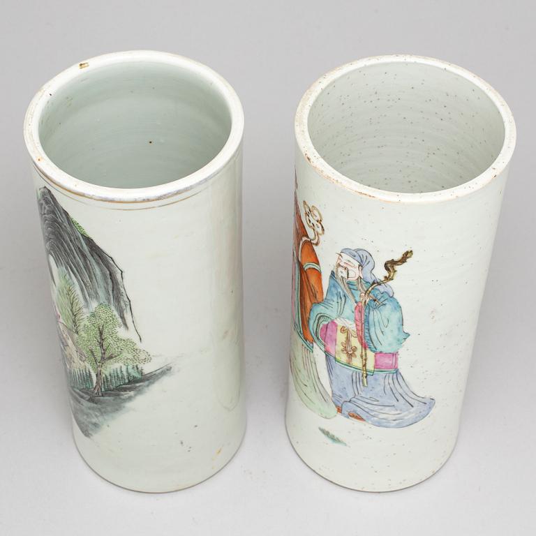 Two Chinese famille rose porcelain hat stands, early 20th century.