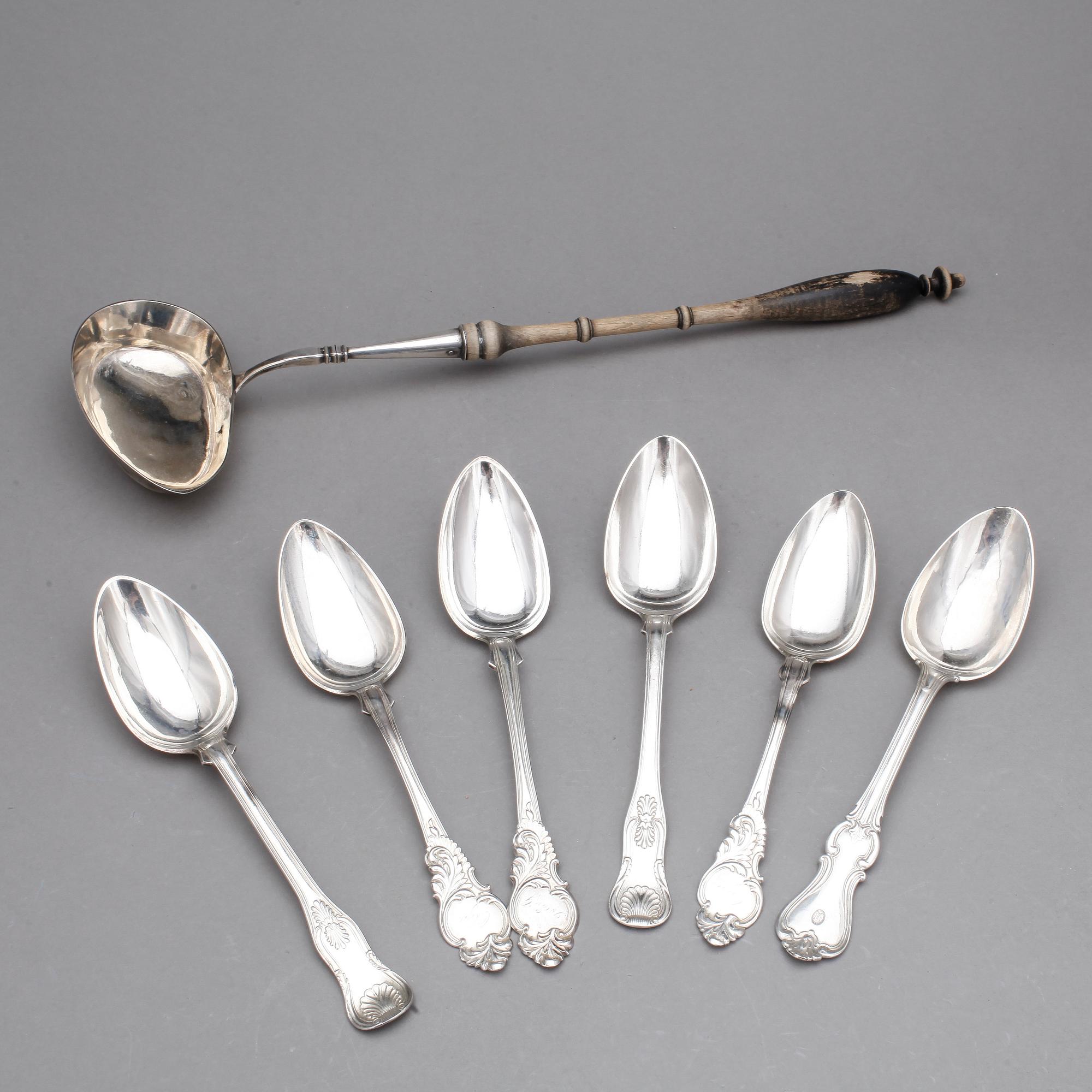 PARTI SILVERBESTICK, 19 delar, Sverige och Finland. 1800-1900-tal. Tot ca 609 gram.