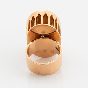 Ring 14K guld med en fasettslipad citrin.