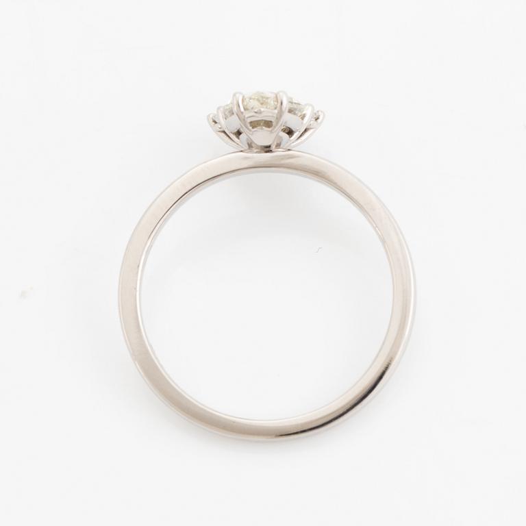 Pear shaped diamond ring.