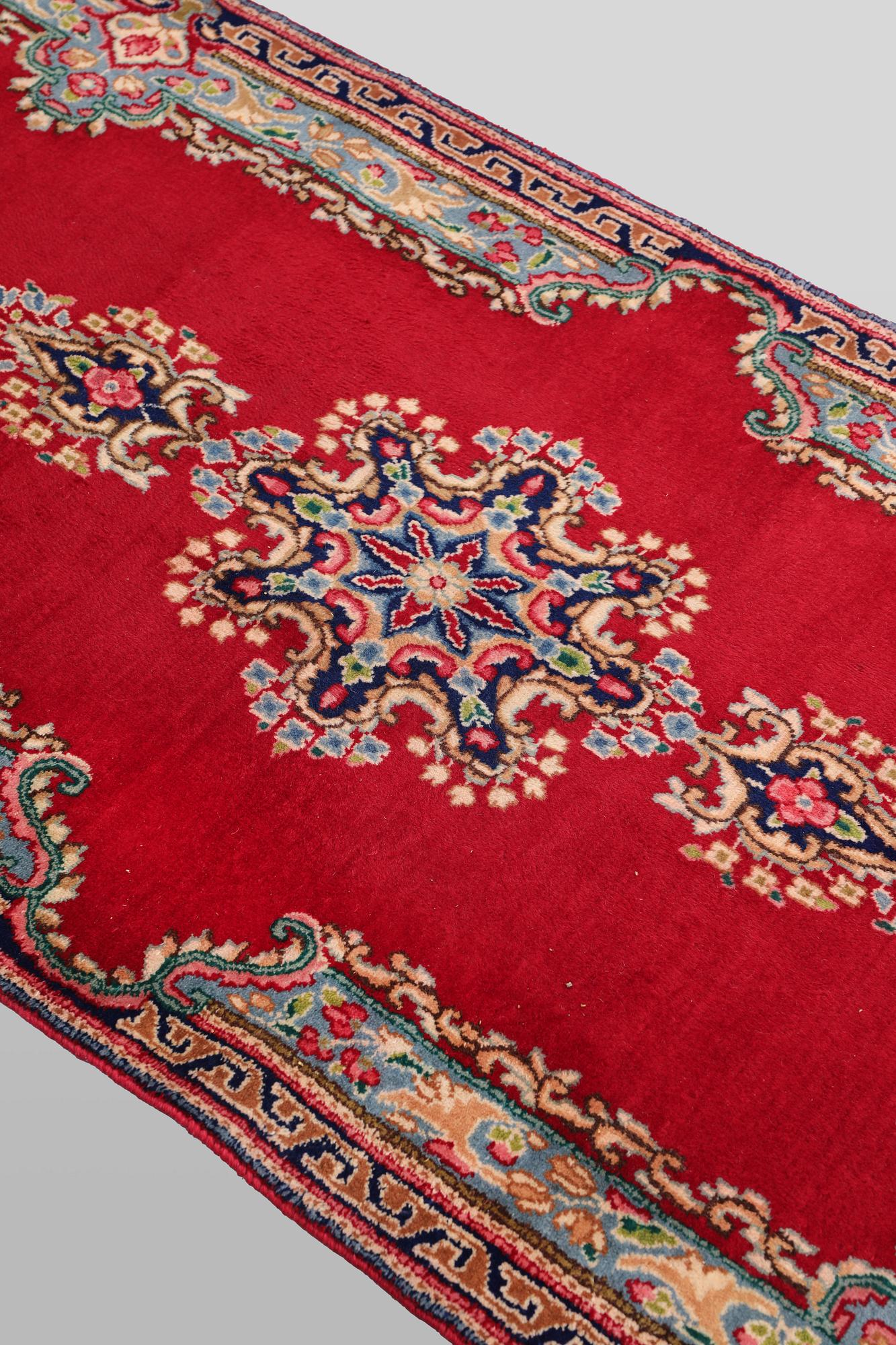 A runner, old, Kerman, approx. 633 x 88 cm.