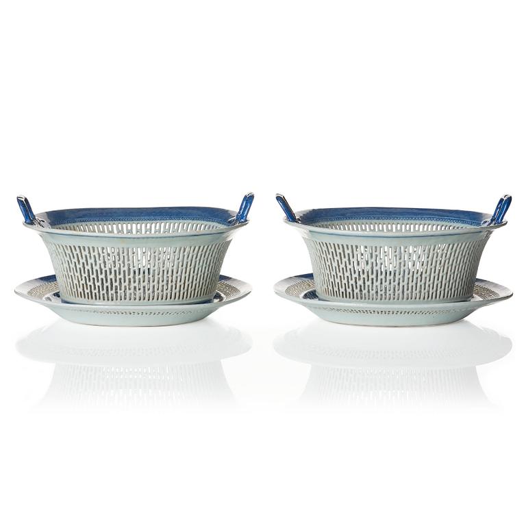 A pair of blue and white chesnut baskets, Qing dynasty, Qianlong (1736-95).