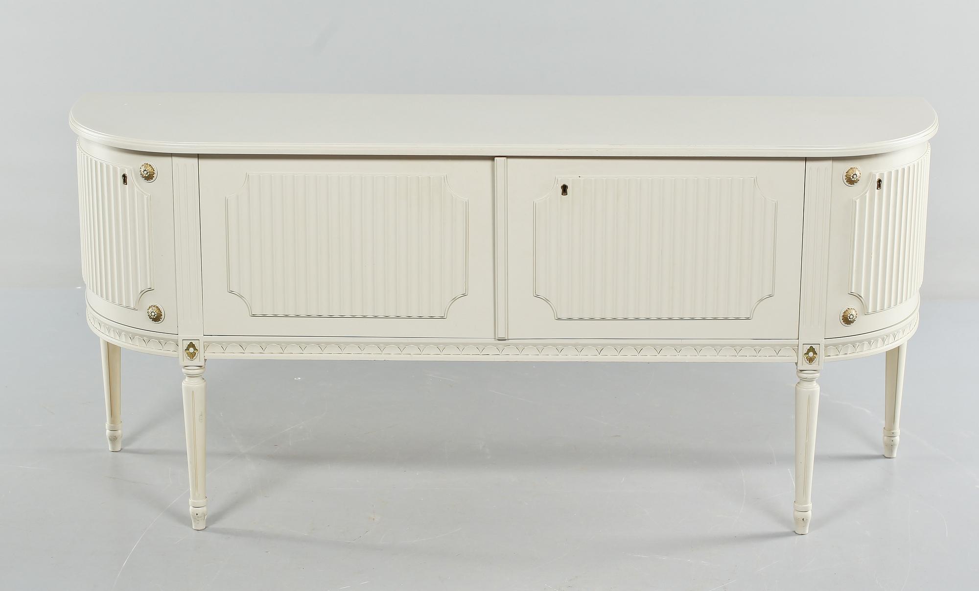 SIDEBOARD, gustaviansk stil, 1900-talets andra hälft.