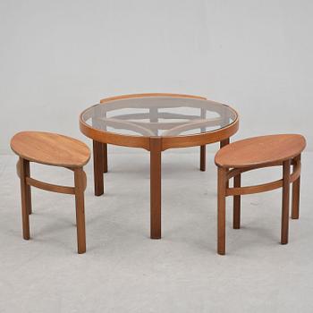 SOFFBORD samt PALLAR, 4 delar, Nathan Furniture, England, 1960-tal.