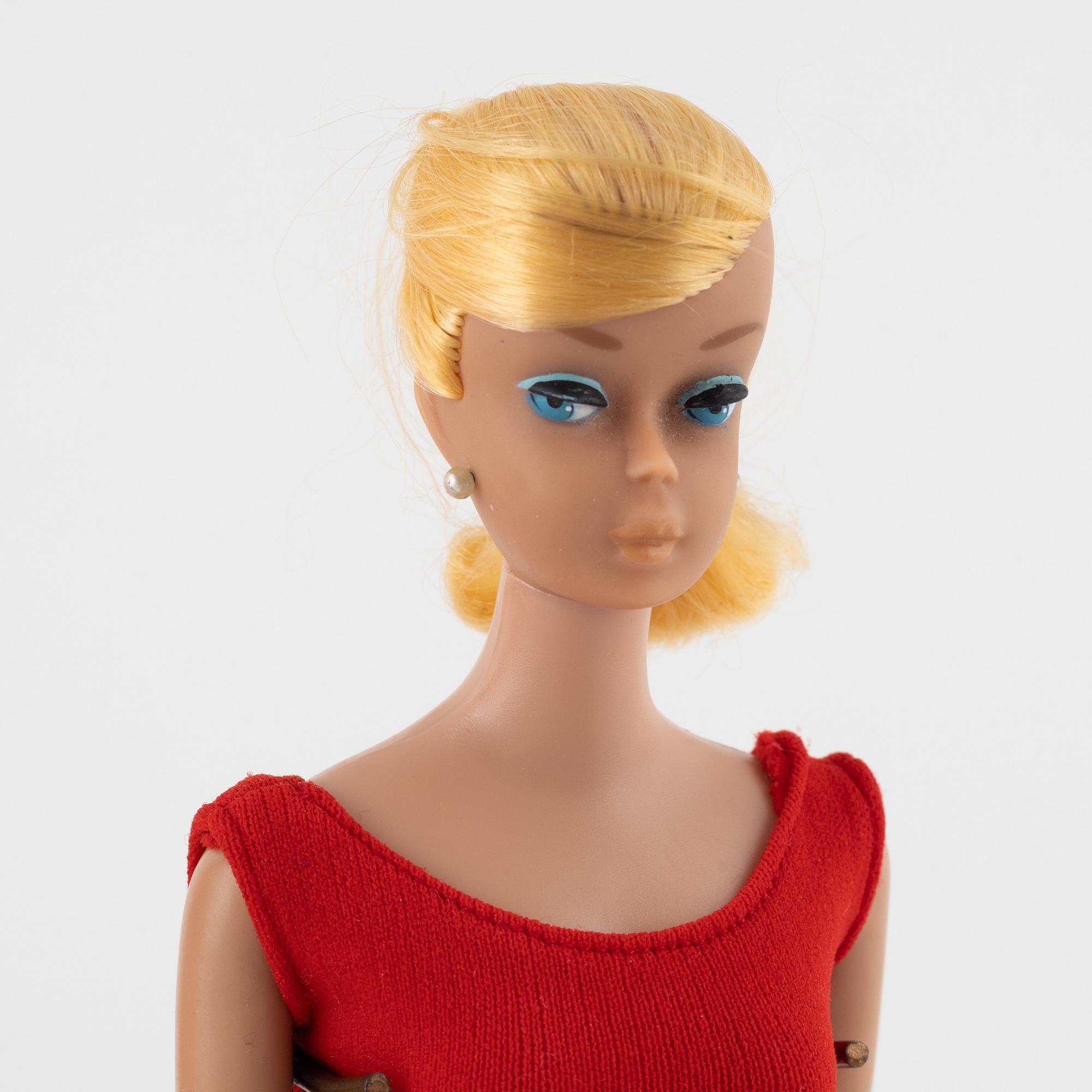 Barbie and Ken, dolls 2 pcs. as well as clothes, vintage, "Swirl Ponytail Blond" Mattel 1964, Ken Mattel 1963/64.