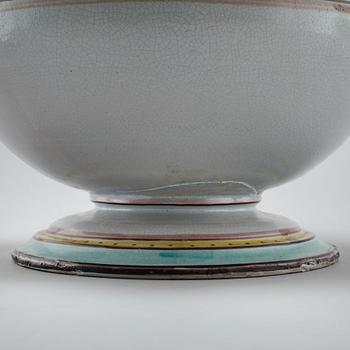 A unique earthenware soup terrine by GABRIEL BURMEISTER for Upsala Ekeby, dated 1921.