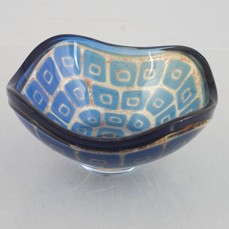 Sven Palmqvist, a "ravenna" glass bowl, Orrefors 1965.