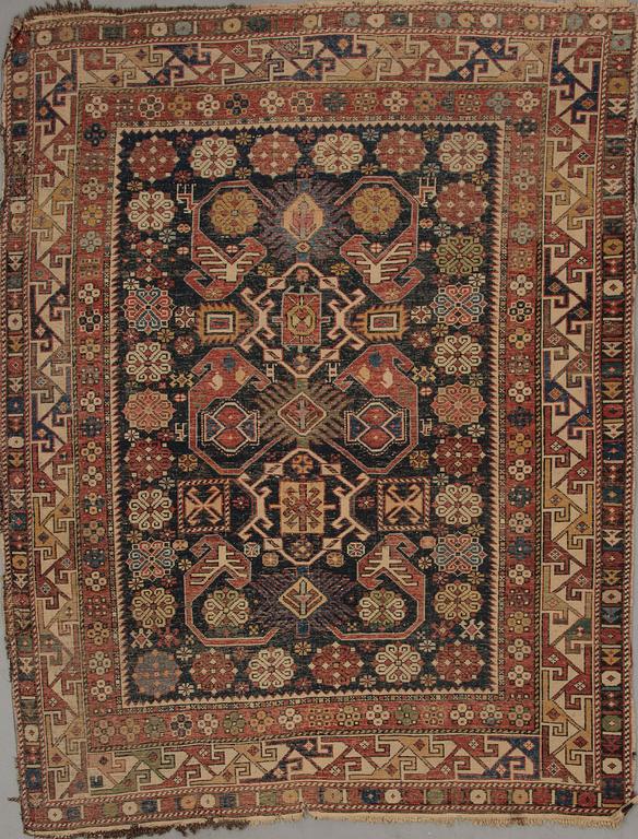 MATTA, Kazak, antik. Ca 159x123 cm.