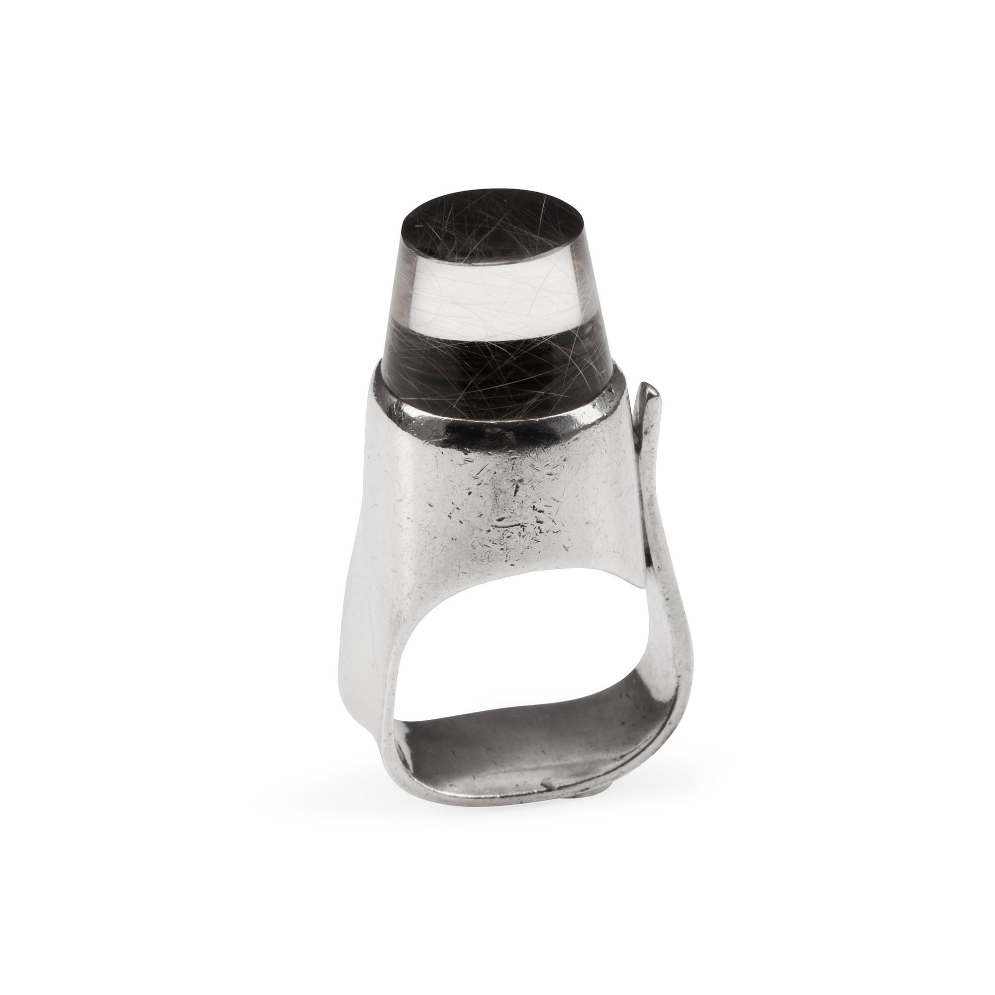 VIVIANNA TORUN BÜLOW HÜBE, ring, Georg Jensen, Köpenhamn efter 1945, sterling. Modell 151.