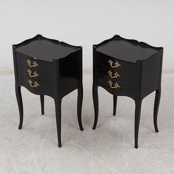 A pair of painted bedside tables, second half of the 20th Century.