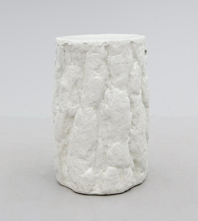 TRÄDGÅRDSPALL, majolika, sekelskiftet 1900.