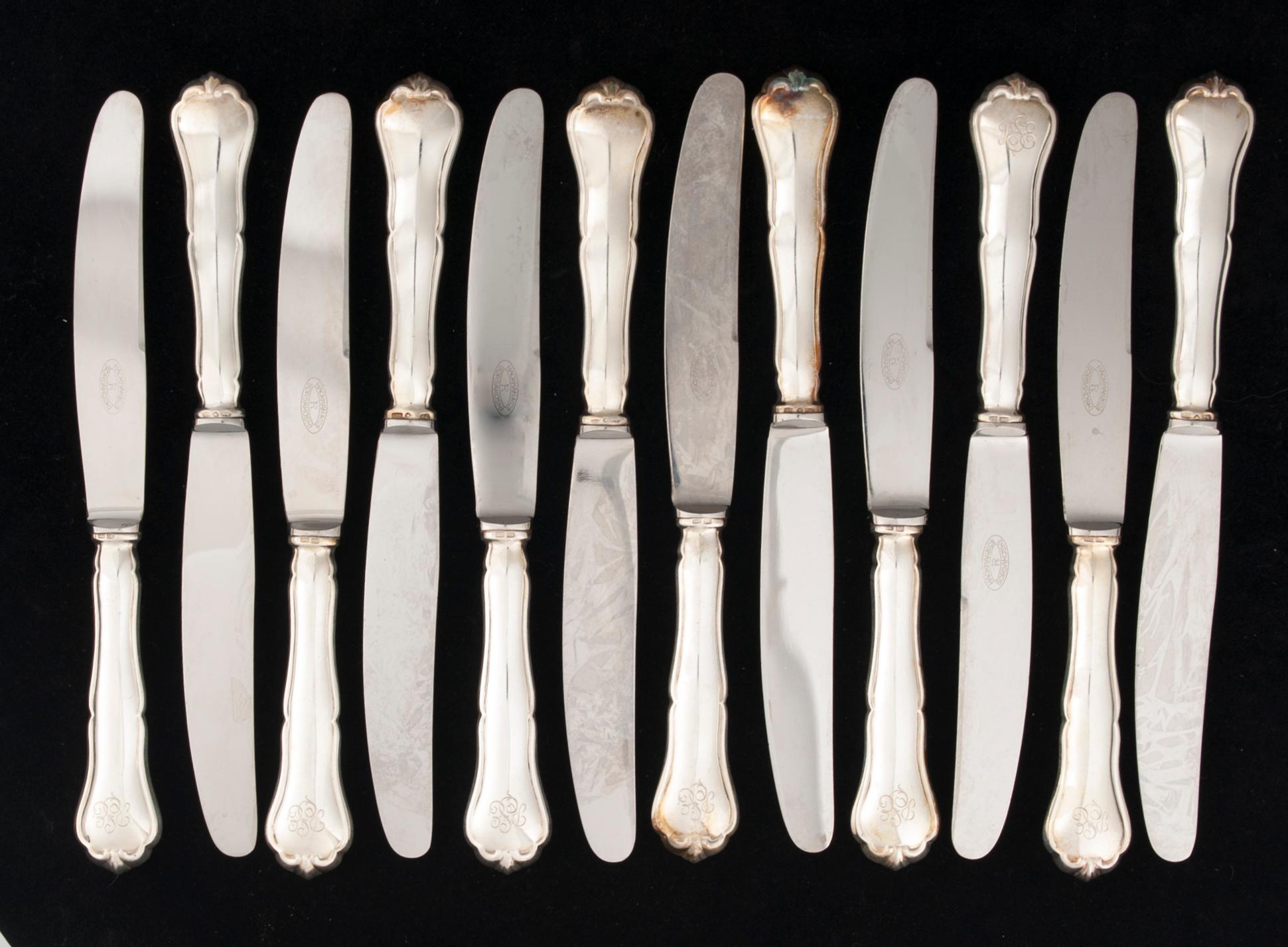 BESTICK, 80 delar, silver, "Chippendale", Kultakeskus, Tavastehus, 1950-tal. Totalvikt utan knivar ca 1963 g.