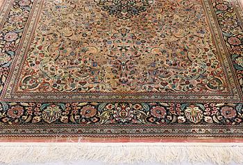 Matta, Orientalisk, silke, 275 x 183 cm.