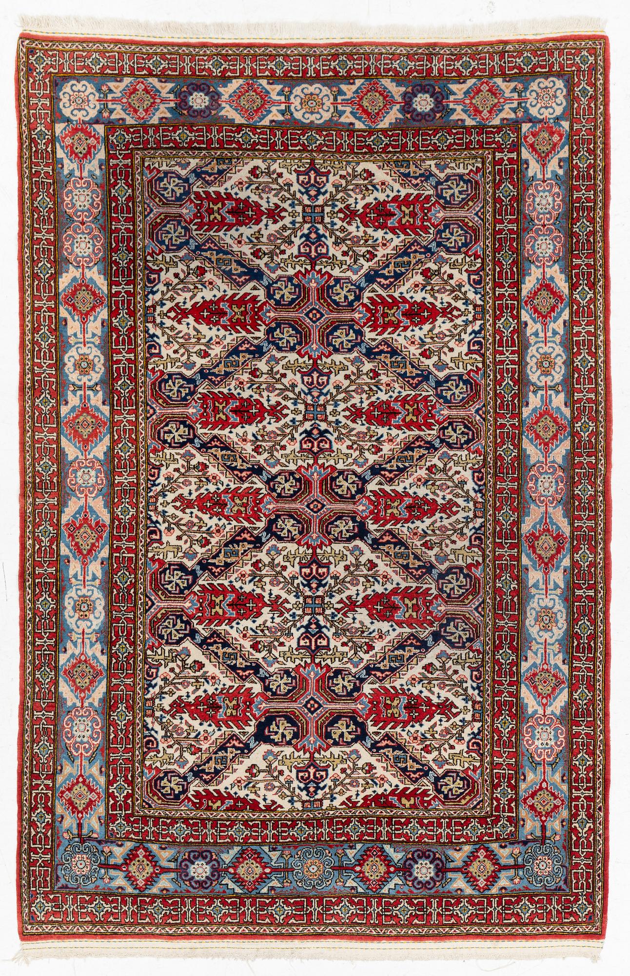 A semi-antique Ghom/Ardebil rug, c. 210 x 137 cm.