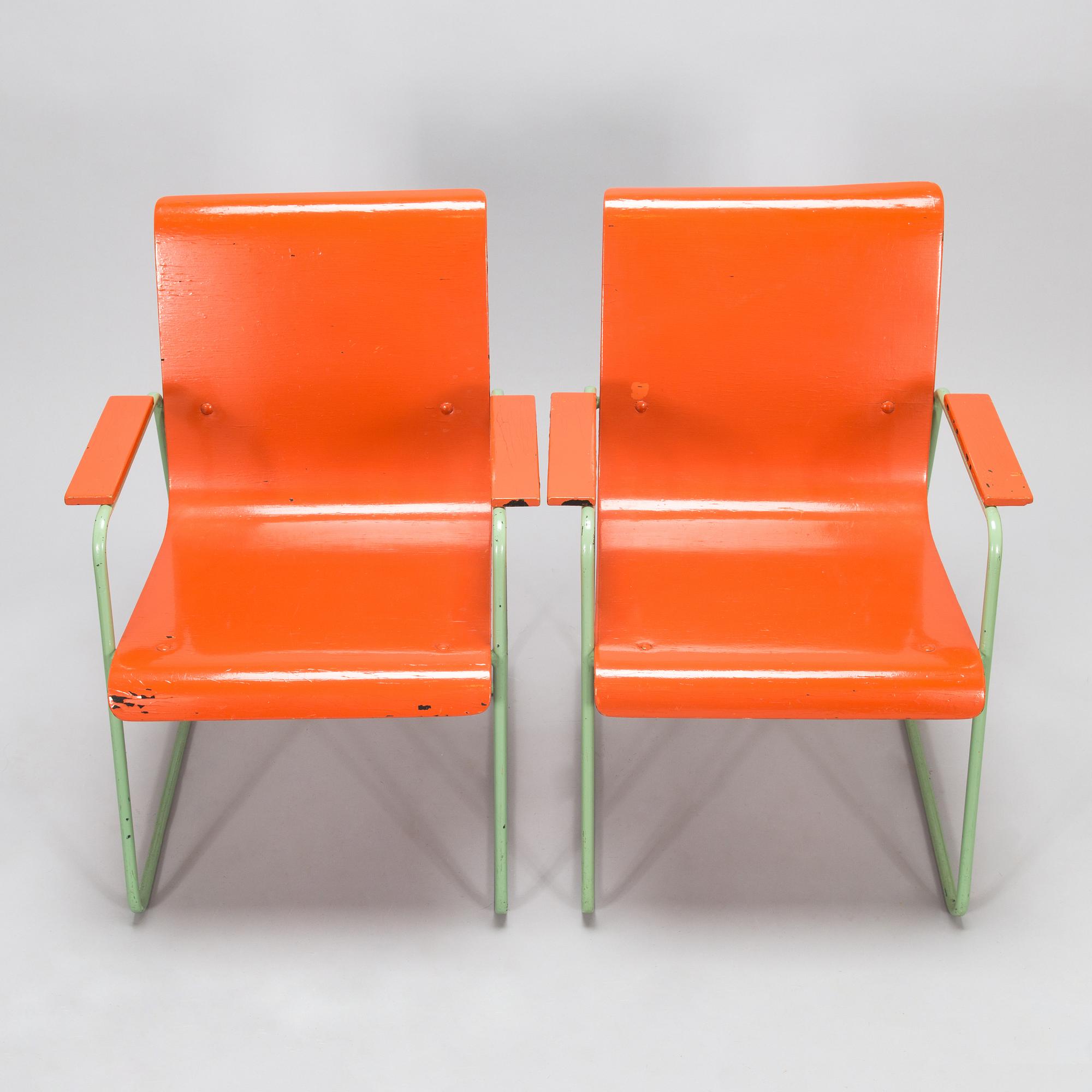 Alvar Aalto, a pair of early 1930's armchairs for Aug. Louhen Rautasänkytehdas ja Valimo Oy, Turku.