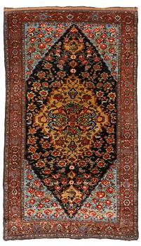 A carpet, antique, Bakthiari, sannolikt, ca 279,5 x 166 cm.