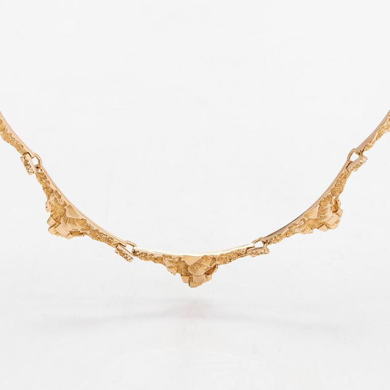 Björn Weckström, A 14K gold necklace 'Golden bridge' for Lapponia 1970.
