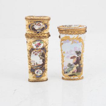 Etuier, två stycken, England, troligen South Staffordshire, 1700-talets senare del, George III.