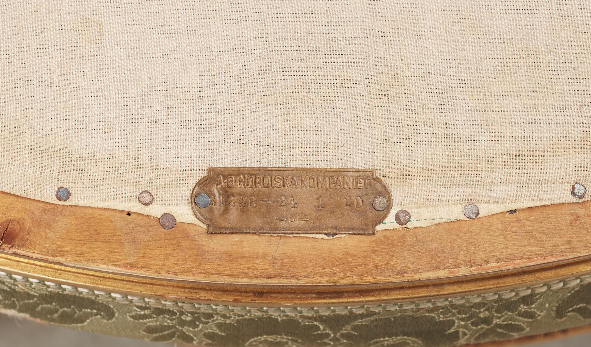 TABURETTER, ett par, gustaviansk stil, Nordiska Kompaniet, 1900-talets första hälft.